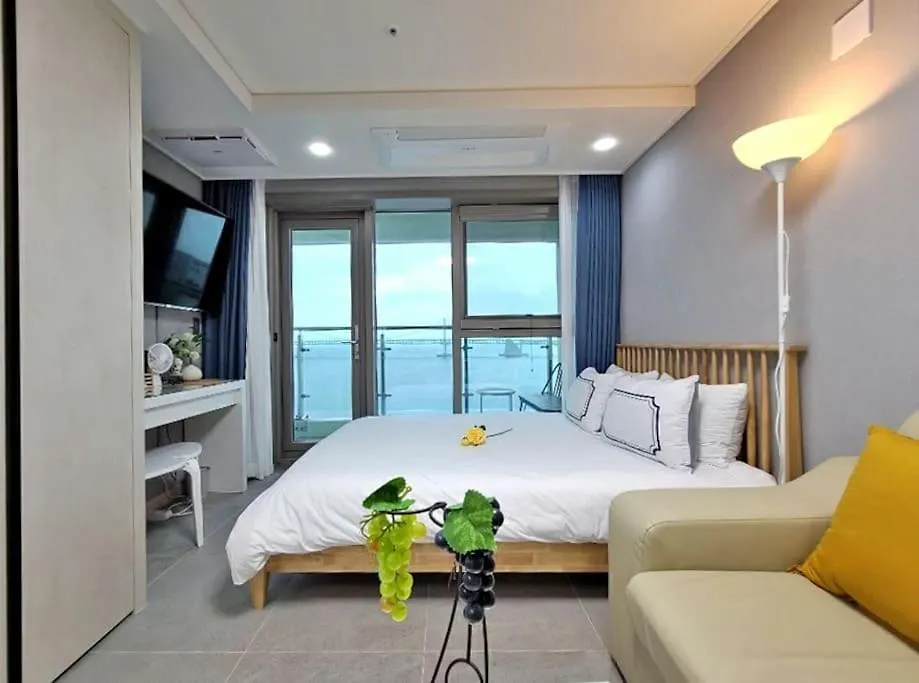 Gwangan-Ri Grand Terrace Ocean View Apartment Busan